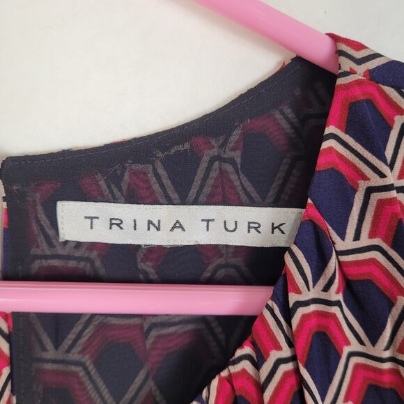 Trina Turk 100% silk blue geometric print elastic bubble hem blouse office retro - Picture 3 of 10